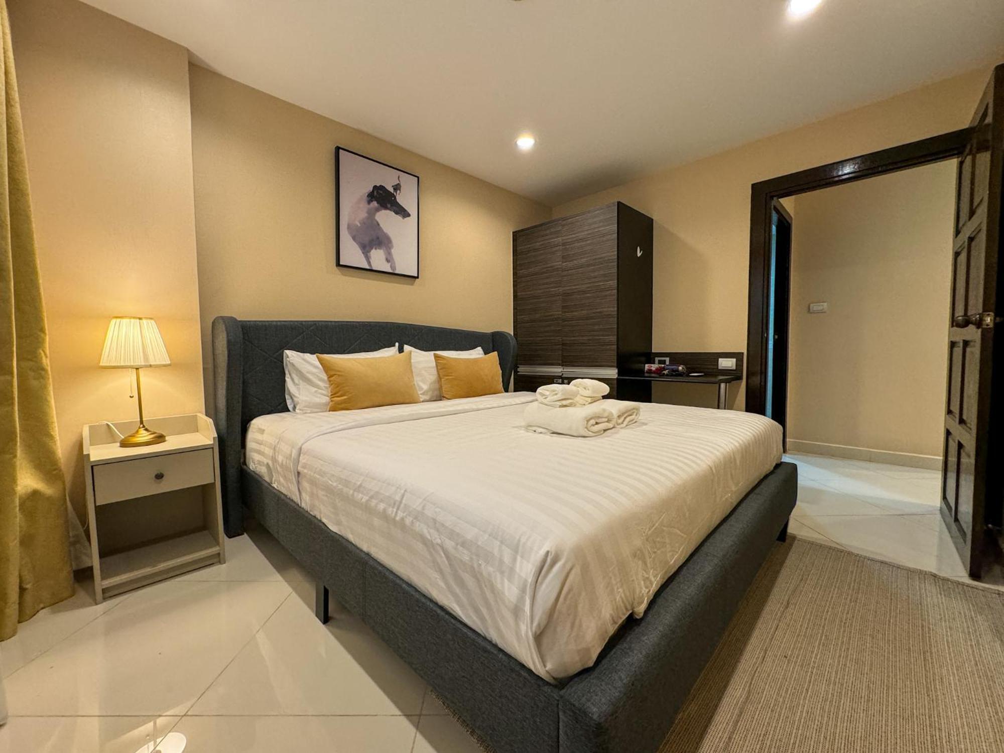 卧室直达泳池 全网最低价 到中天海滩5分钟 Jomtien Exterior foto