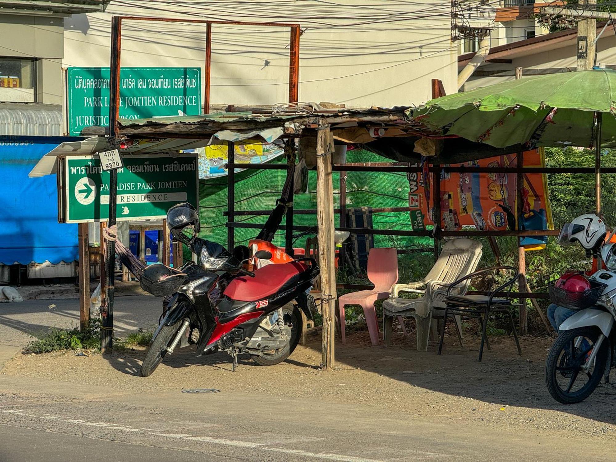 卧室直达泳池 全网最低价 到中天海滩5分钟 Jomtien Exterior foto